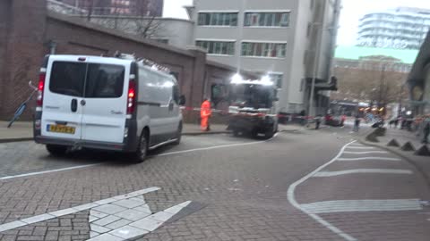 Day after Rellen Rotterdam uitgebrande politiewagens