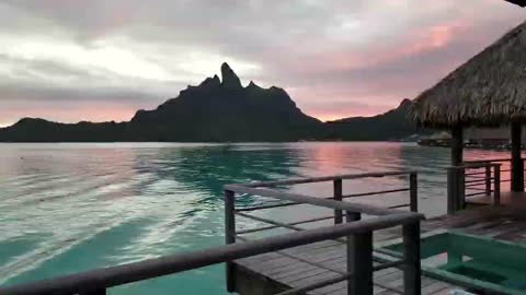 BORA BORA HONEYMOON - THE ST. REGIS BORA BORA RESORT