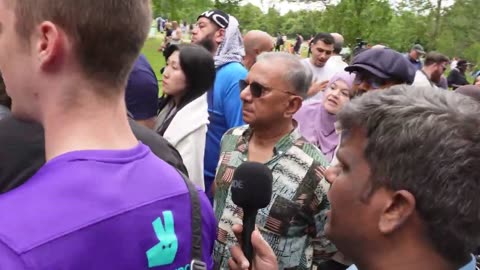 Islamic Dawah Gang's Escape Strategy #1 Mansur _ Arul Velusamy _ Speakers' Corner