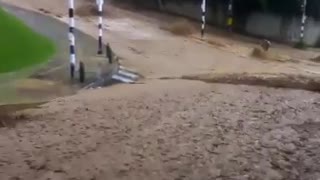 Inundación por lluvias en Medellín