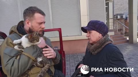 Russian Soldiers rescued a CAT from the airport in Mariupol AFTER Missile Attack