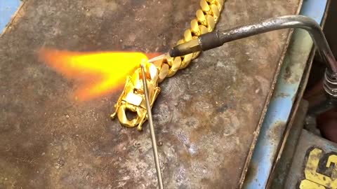 Making a Pure Gold Cuban Link Chain (Handmade 24 Karat)