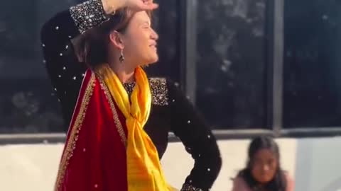 NEPALI TAMANI GIRL BEAUTYFULL DANCE