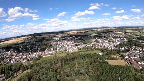 Cinematic FPV - first try - german landscape and town