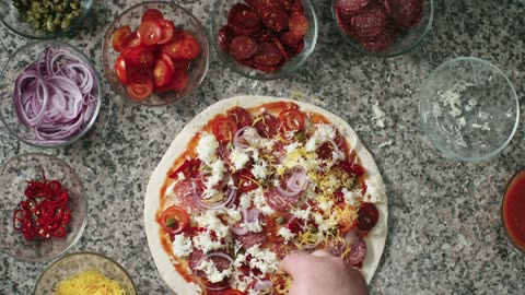 Master the Art of Making Delicious Homemade Pizza - A Step-by-Step Cooking Tutorial