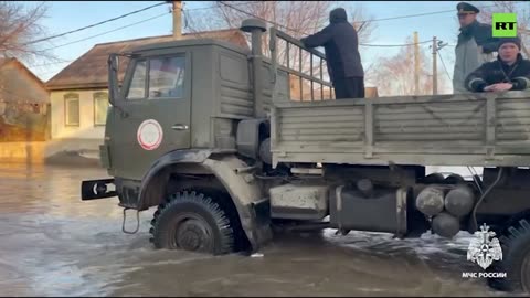 Dam collapse in Russia | Thousands of houses flooded, search and rescue underway