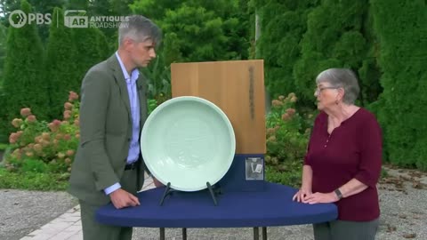 Best Moment_ Chinese Imperial Celadon Charger, ca. 1730 _ ANTIQUES ROADSHOW _ PBS