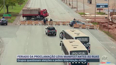 Manifestantes foram às ruas em pelo menos 15 capitais | SBT Brasil