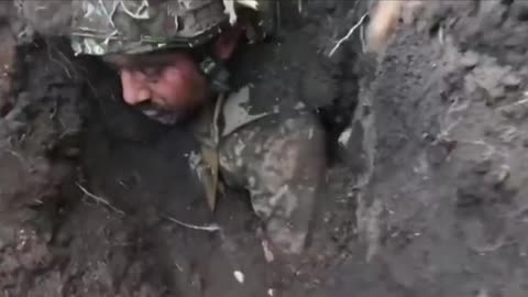 Buried after Russian artillery strike and saved by his brothers in arms.