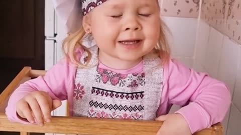 Adorable Baby Girl from Ukraine Shower Cupcakes!