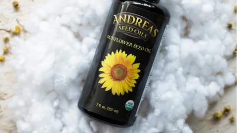 Introducing Sunflower Seed Oil: Your Wellness Ally 🌻