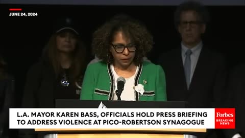 Los Angeles Mayor Karen Bass, Officials Decry Antisemitic Violence At Pico-Robertson Synagogue