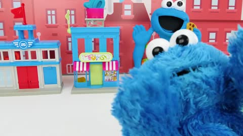 Cookie Monster Missing Numbers Educational Video for Toddlers!-5