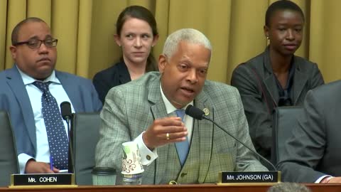 Rep. Johnson Has Friendly Chit Chat With Diamond & Silk in Judiciary