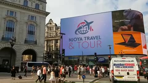 Famous Piccadilly Circus