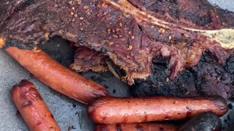 Grilling season 😎🥩🌭🍔😋🙌🙏❤️💞