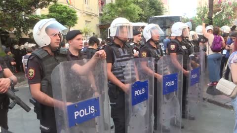 Turkish police break up Istanbul Pride march, detain over 150 | AFP