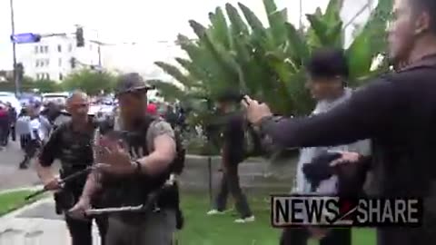 Antifa Attacks Parents in Glendale, CA Full Length #fight #streetfight #antifa