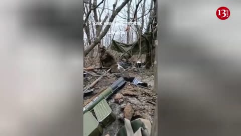 _Retreating Russians left their weapons for us_ - Ukrainian fighters inside Russian trenches