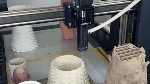 The Integration of Traditional and Technological 3D Ceramic Printers #3dprinter