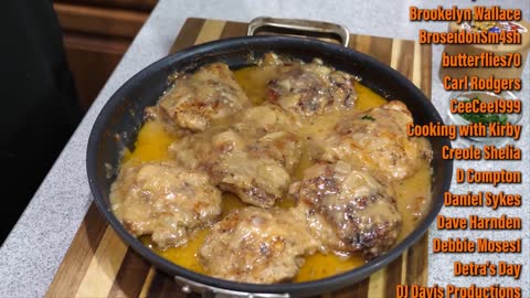 Smothered Chicken and Gravy Recipe | Comfort Food