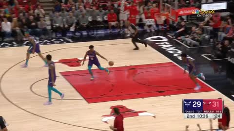 Goran Dragic inbounds it off Dennis Smith Jr's back to himself to score a layup