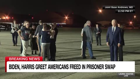 See the moment freed Americans reunite with loved ones