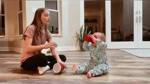 Cute sister duet! Cups