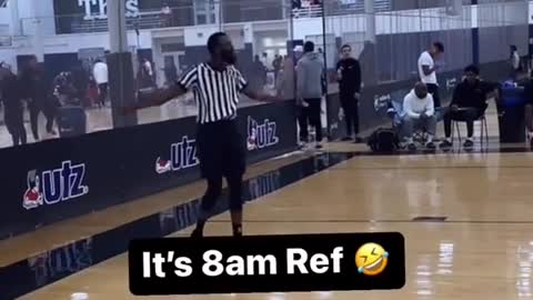 Imagine walking into the gym and the ref does this 😭 @MarqueeHoops #ref #aau #dunk