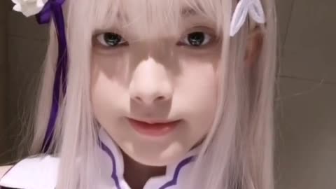 Emilia cosplay