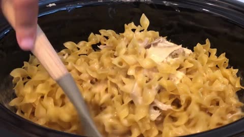 Crock Pot Chicken & Noodles | Easy Comfort Food | Crock Pot Recipes