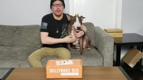 Unboxing the September edition for Bullymake