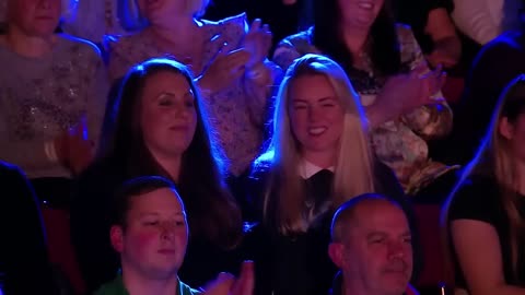 Unbelievable Beatboxer Gets Ant and Dec's Golden Buzzer on BGT 2023!