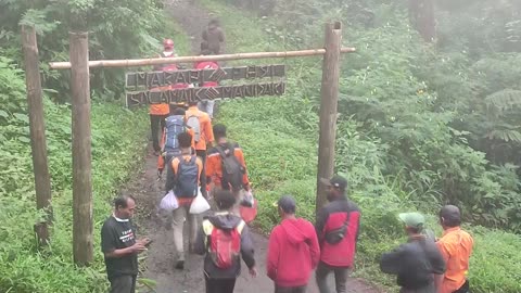 Erupción del volcán Marapi