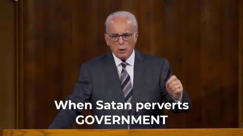 John MacArthur discusses Government and Acts 4/5