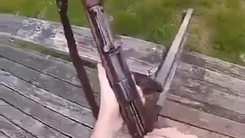 SEMI AUTO SHOTGUN