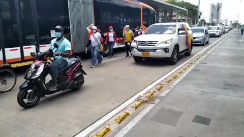 Manifestantes por la Bomba El Gallo