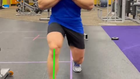 ⚠️ Keep your knees aligned with your toes to avoid knee injury and functional muscle imbalances.