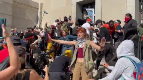 Protesters Try To Storm The Dept of the Interior; Media Quiet