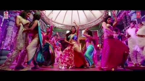 BLOCKBUSTER Full Video Song || "Sarrainodu" || Allu Arjun, Rakul Preet || Telugu Songs