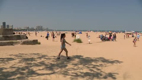 CPS take precautions to keep students cool amid high temperatures on first day of school