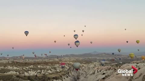 Colourful dance of hot air balloons in Turkey’s Cappadocia region showcased in timelapse display