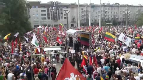 Lithuania: Citizens Protest Vaccine Passports Outside Parliament, Erect Gallows 8-10-21