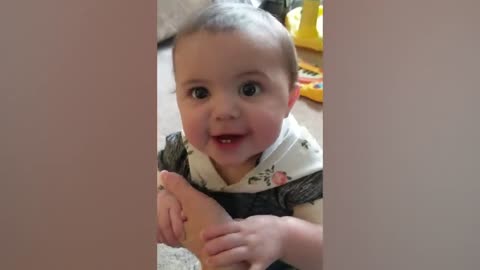 Try Not To Laugh With These Funny Baby Videos