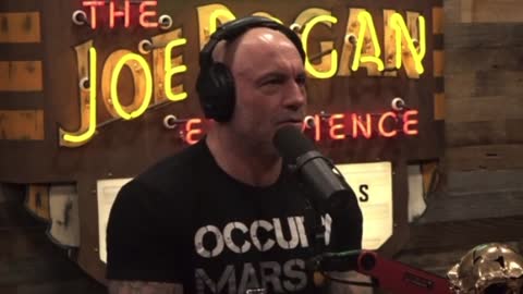 Joe Rogan Blasts Trudeau, Ardern & Newsom for Acting as All-Out 'Demons' During C19