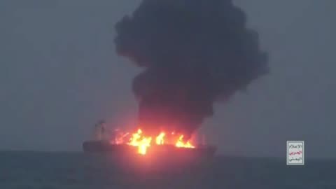 An oil tanker in the Red Sea has been completely OBLITERATED by Yemen’s Houthis...