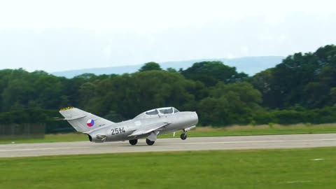 MiG-15 UTI _ Pardubice Airshow 2022 _ 4K