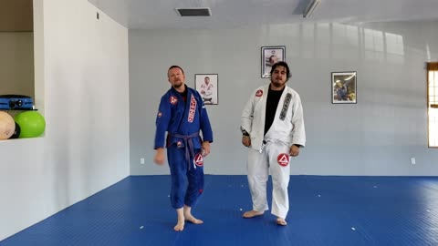 Asymmetrical choke