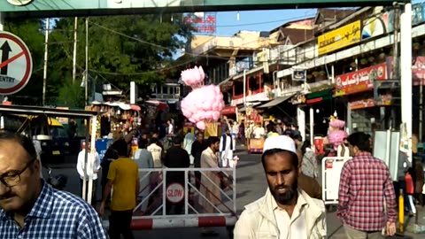 Murree Hills market public rush in shops