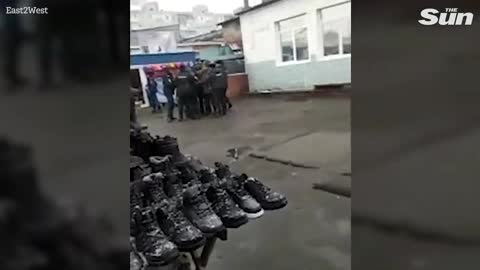 'Drunk' Russian mobilised troops get into a violent brawl